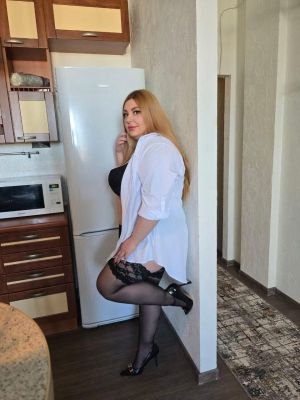 Викуся  — анкета девушки и фото